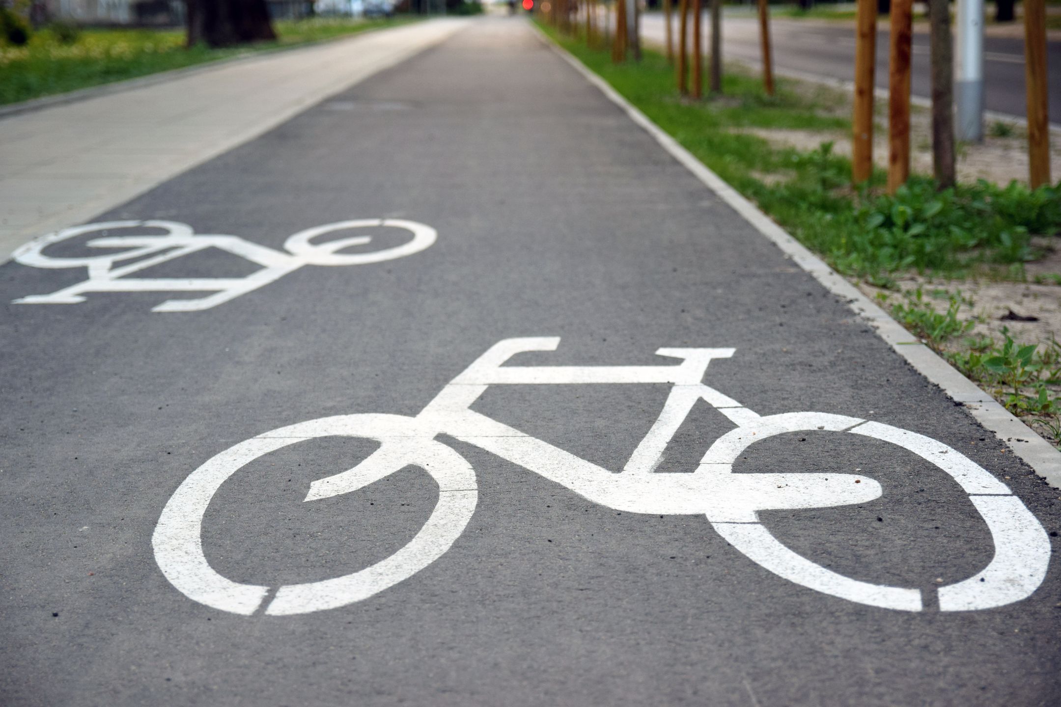 Grzegorz Mozych
Bicycle road, bicycle road, droga rowerowa, dla rowerów, rowerowa, rower, znak, chodnik, droga, ulica, asfalt, wygodna, ruch, miejski, malowane, podróż, przejażdżka, symbol, wycieczka, krajobraz, miasto