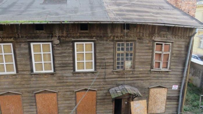 Warszawa. Praga- Północ doczeka się remontu zabytkowego drewniaka