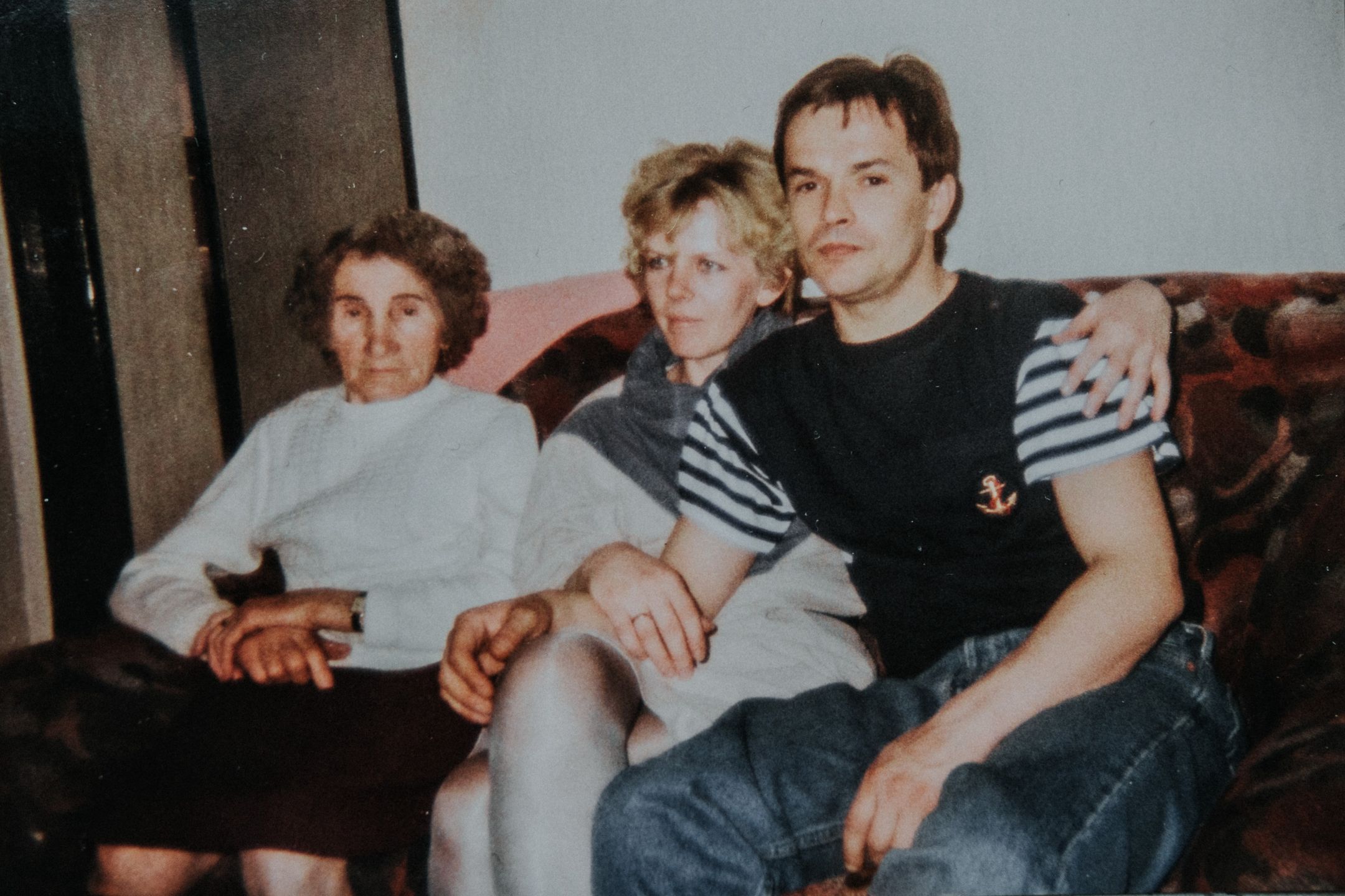 Leokadia Rożniewska, jej wnuczka Iwona i mąż Iwony, Wiesław Konieczny