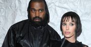 Kanye West i wystylizowana na Kim Kardashian Bianca Censori wdzięczą się na NOWYM WSPÓLNYM zdjęciu. Miłość kwitnie?