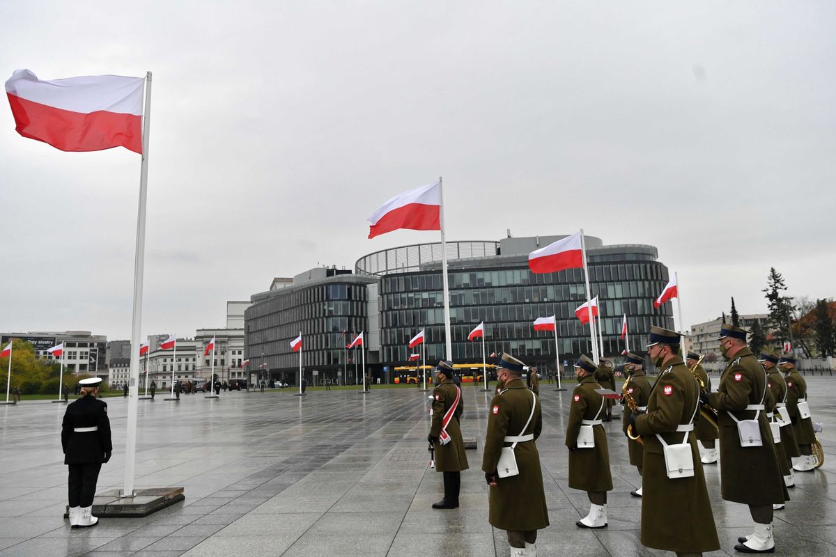 Warszawa. 2 maja świętujemy Dzień Flagi Rzeczypospolitej Polskiej. Uroczystości w stolicy