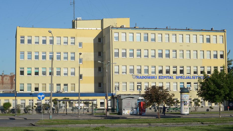 Radom. Dramatyczna sytuacja w szpitalach. Nie ma już wolnych łóżek dla pacjentów z COVID-19