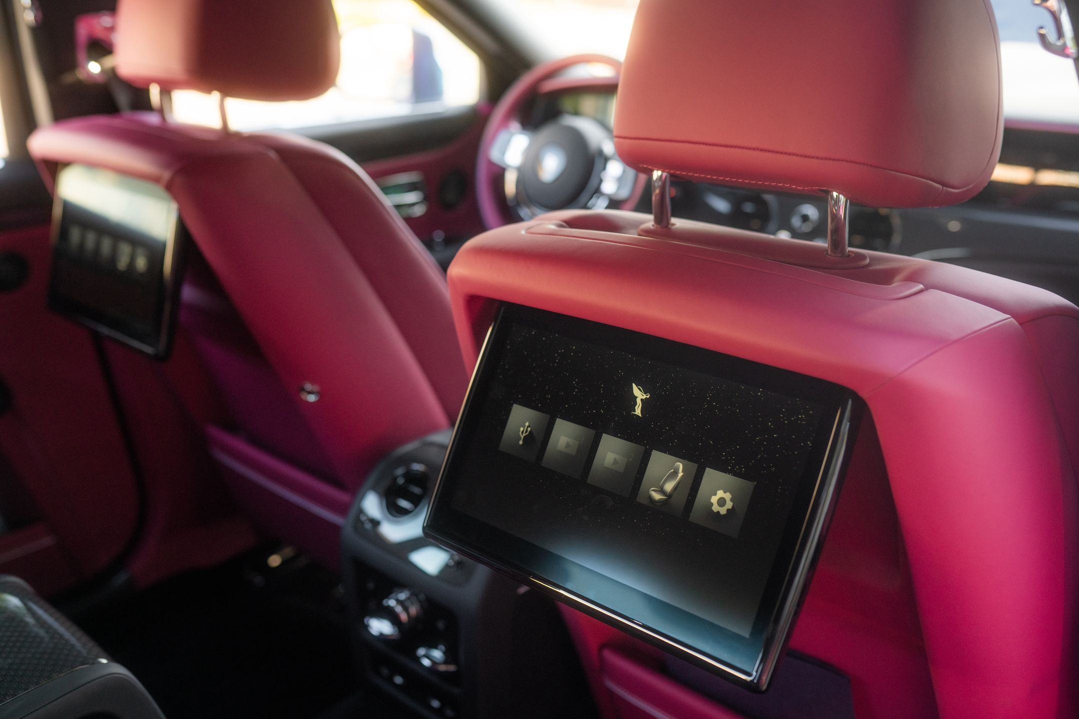Rolls-Royce Ghost serii II Black Badge (2025)