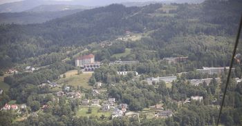 Kolej Skolnity w Wiśle. Widok zachwyca o każdej porze roku