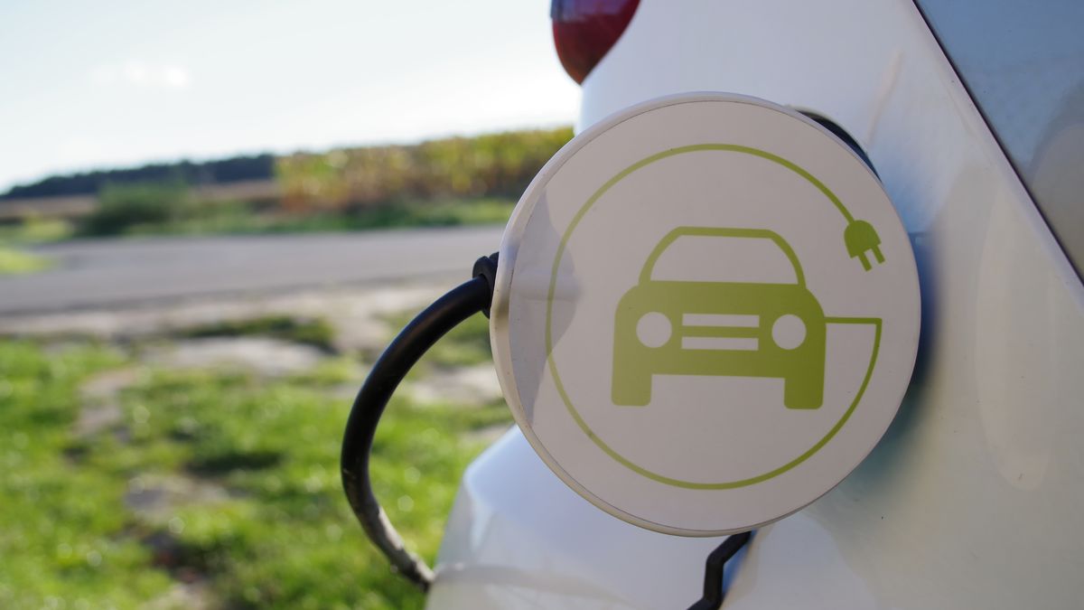 Polska zostaje w tyle pod względem infrastruktury ładowania aut elektrycznych