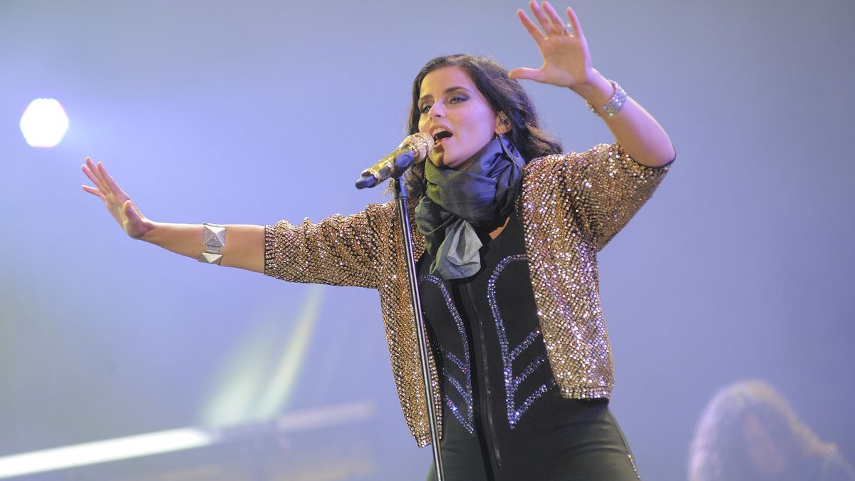 W latach 2000., Nelly Furtado była niezwykle popularna