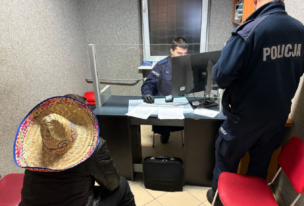 Założył sombrero i ukradł. Zaskakujące, co było jego łupem