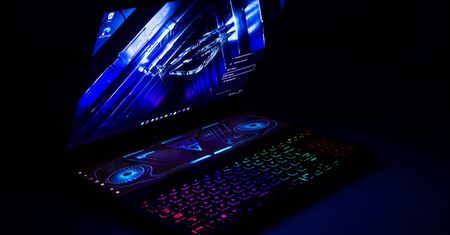 Nowe matryce w laptopach to prawdziwy sztos – tu bezwzględnie króluje ASUS