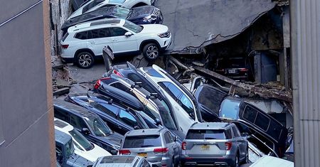 Katastrofa w Nowym Jorku. Zawalił się piętrowy parking. Nagranie z USA