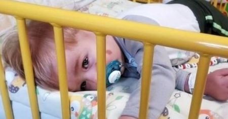 Choruje na rdzeniowy zanik mięśni. Potrzebny najdroższy lek świata
