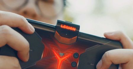 Wszystkie smartfony są identyczne? Lenovo wkrótce przełamie schematy
