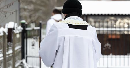 Ile damy księdzu po kolędzie? Polacy zabrali głos