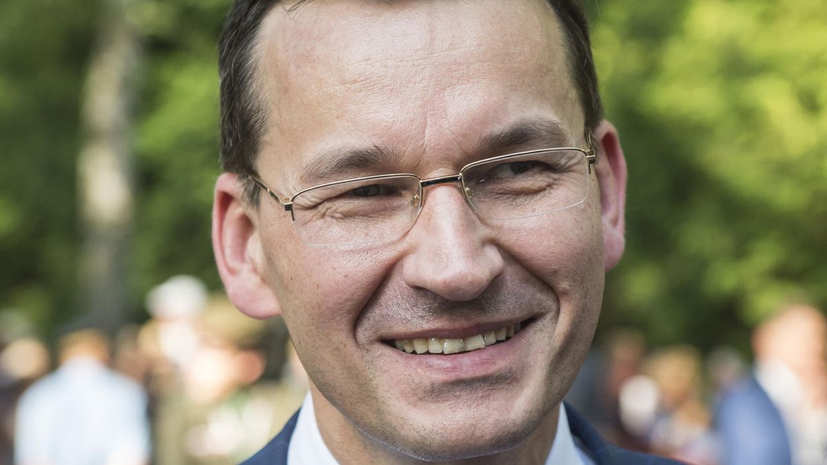 Mateusz Morawiecki zostanie nowym premierem rządu. Na stanowisku zastąpi Beatę Szydło, która będzie... wicepremierem