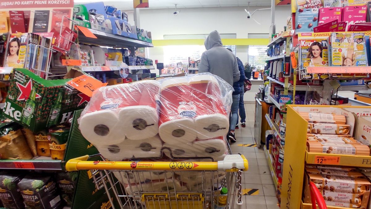 Inflacja wpłynęła na wzrost kradzieży w sklepach. Zdjęcie ilustracyjne