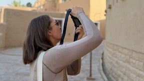 Świątek zwiedzała miasto. Zamieniła rakietę na... aparat