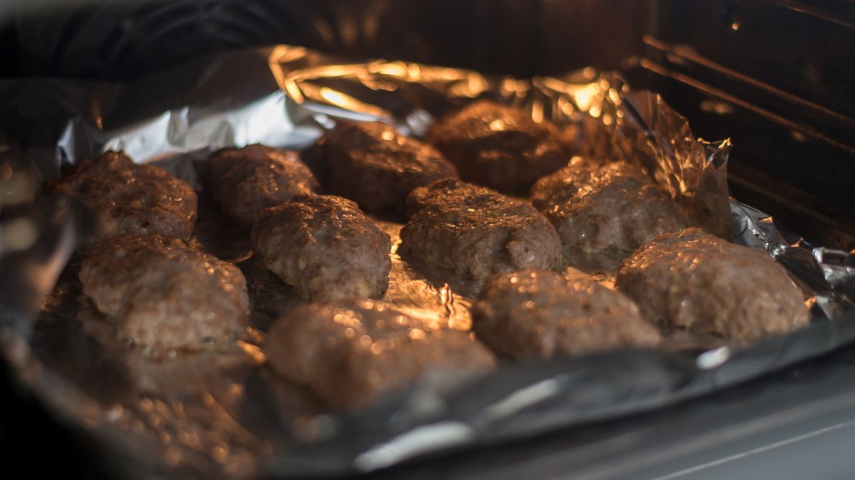 Pieczone kotlety mielone - mniej tłuste i znacznie zdrowsze