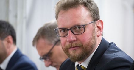 Koronawirus. Łukasz Szumowski nie wyklucza "dwóch prędkości" luzowania obostrzeń