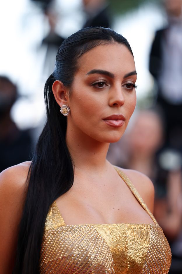 Georgina Rodriguez eksponuje pośladki podczas rajskich wakacji na Malediwach. Tak trzeba żyć? (ZDJĘCIA)