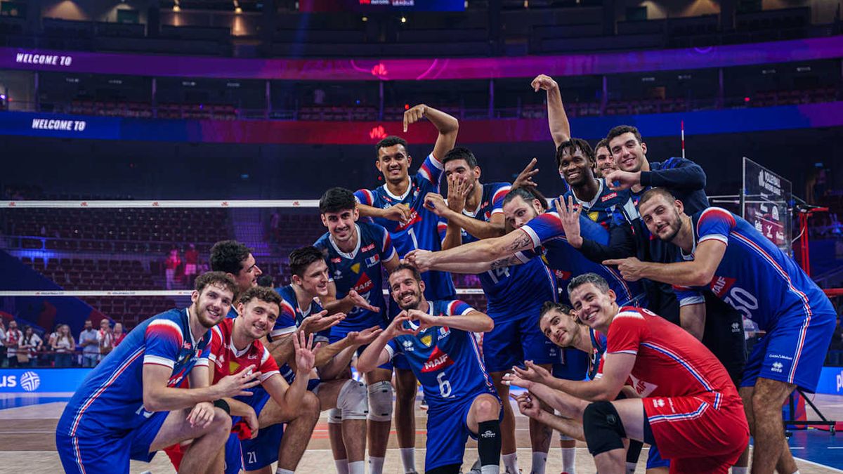 Materiały prasowe / Volleyball World / Na zdjęciu: Benjamin Toniutti (na środku, z numerem 6)