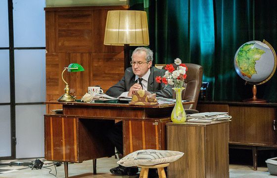 Interia i Comedy Central Polska z noworocznym orędziem prezesa z "Ucho Prezesa"