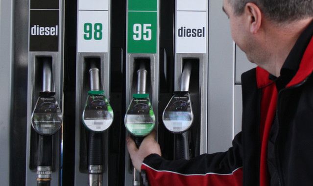 Jakość paliw: raport UOKiK-u od 19 stycznia do 31 października 2015