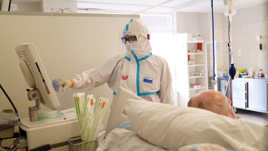 Koronawirus. Ponad 8,5 tys. zakażeń w Polsce. We Wrocławiu przybyło 171 chorych, 4 osoby zmarły