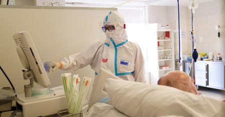 Koronawirus. Ponad 8,5 tys. zakażeń w Polsce. We Wrocławiu przybyło 171 chorych, 4 osoby zmarły