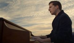 Klip do ballady „See You Again” notuje na YouTube ponad 2,896 miliarda odsłon i detronizuje „Gangnam Style”