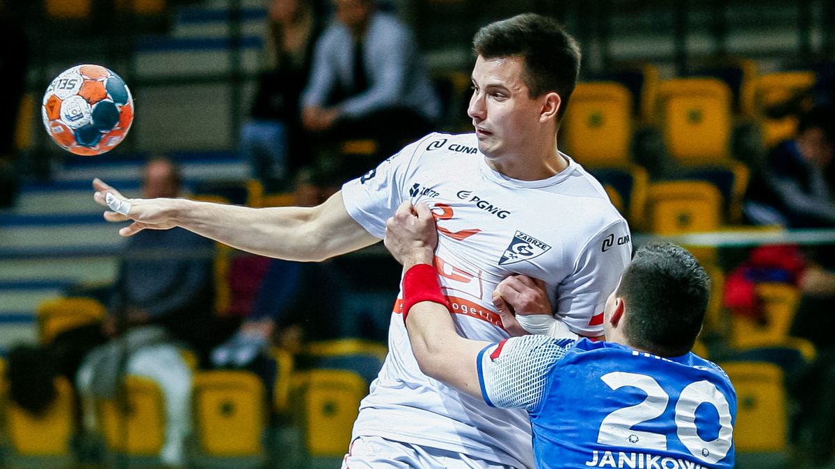 Materiały prasowe / Grzegorz Jedrzejewski / 058sport.pl / Na zdjęciu: Szymon Sićko