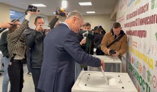 Zdrajca oddał głos. Otworzyli lokale wyborcze w Ukrainie