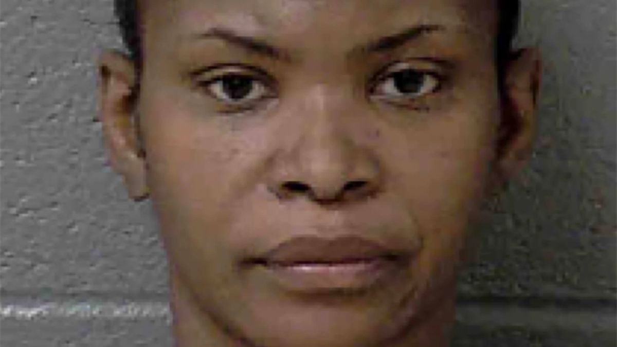 Karen Payton trafiła do więzienia. Jeszcze do niedawna sama pracowała w nim jako strażniczka 