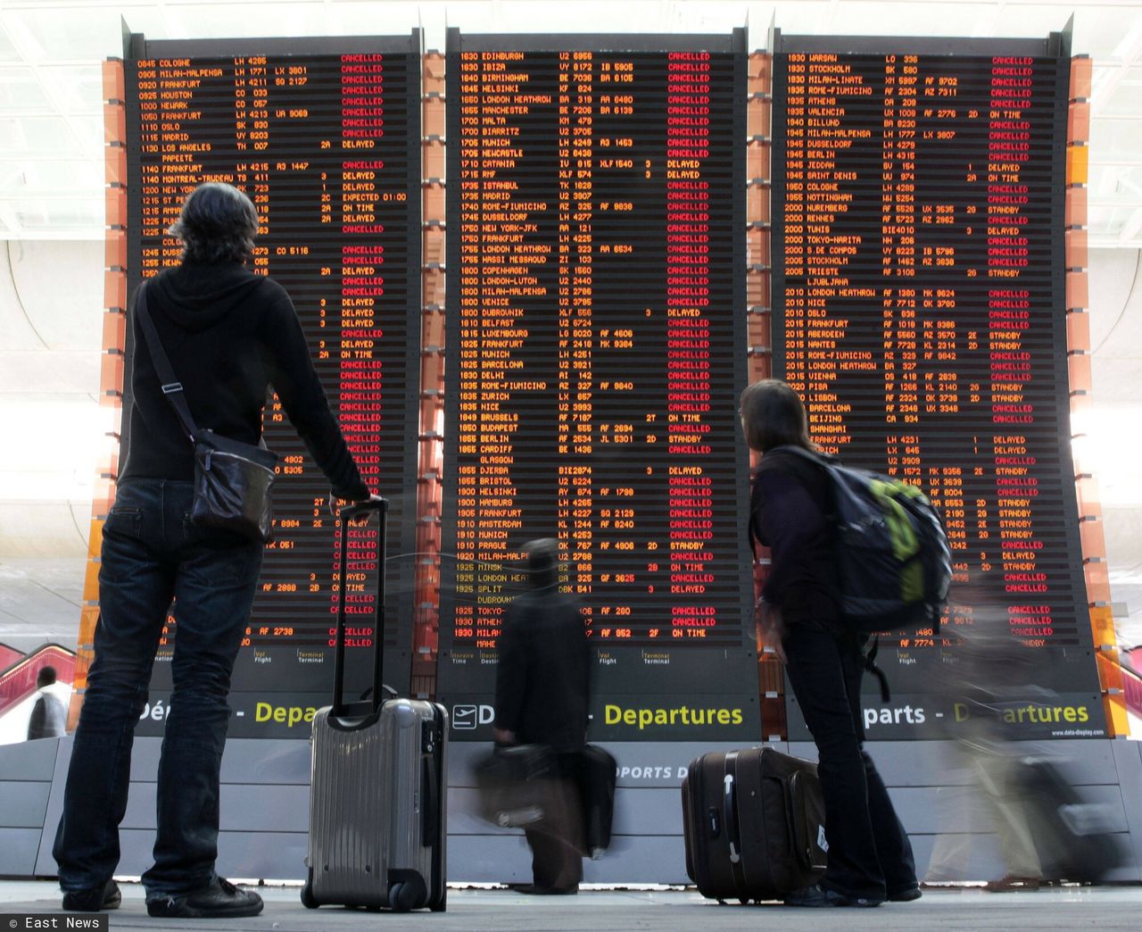 Air traffic controllers in France have announced a strike. On April 25th, about 70% of flights may be cancelled.