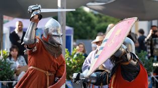 Poznań: Rycerze, kat i cyrulik na rynku. To Jarmark Rycerski Św. Franciszka na Śródce