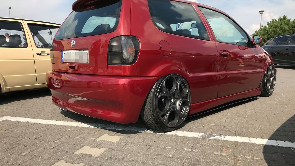 Strumienica to jeden z elementów uwielbianych przez osoby tuningujące samochody.