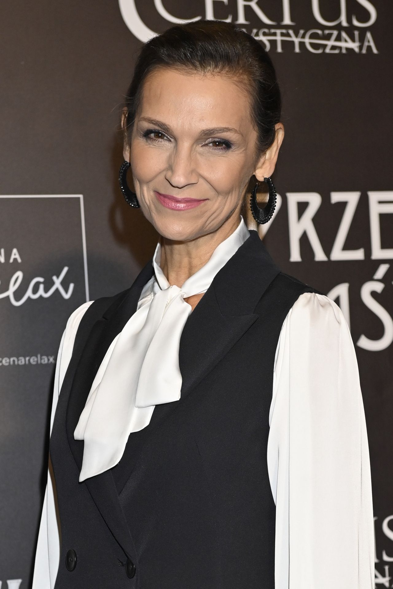 Olga Bończyk na premierze spektaklu "Przesyłka z zaświatów"