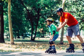 Radom: Nightskating na pożegnanie lata. Na rolkach i rowerach pokonają 19 kilometrów