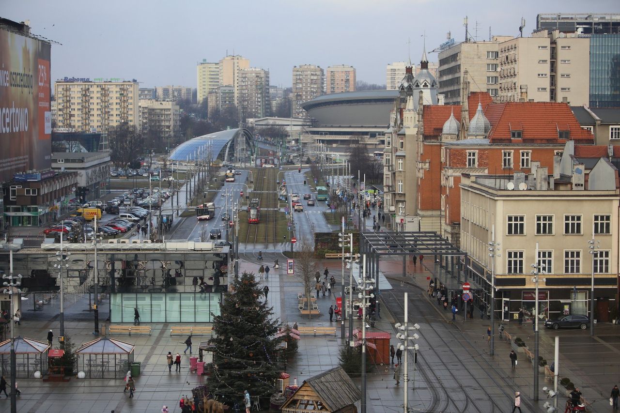 Katowice: Ustawa metropolitalna znów utknęła. GZM czeka na decyzję rządu. Szef GZM: "Jak nie wiadomo o co chodzi, to chodzi o pieniądze"