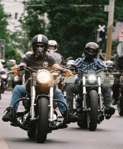 Niemcy protestują przeciwko ograniczeniom prędkości dla motocyklistów