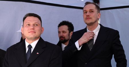 To ci posłowie inwestują w kryptowaluty. Dominuje jedna partia