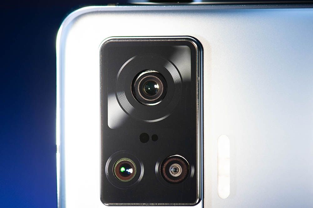 Vivo X51 5G - aparat tylny z gimbalem