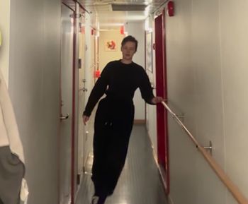 Zrelacjonowała, jak przebiega rejs w czasie sztormu. "Nie jest łatwo"