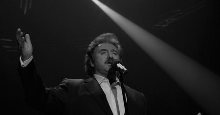 Odszedł Krzysztof Krawczyk. "Z trudem przychodzi mi pisanie o Nim był"