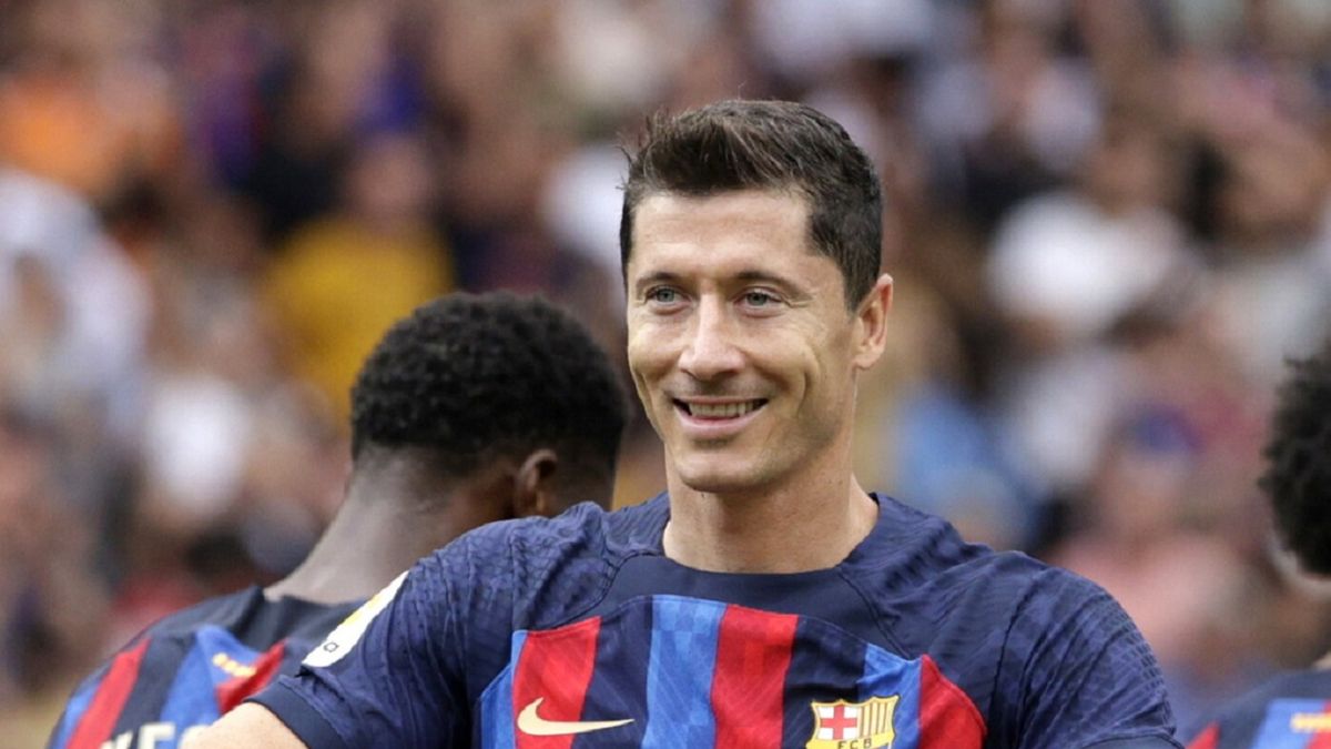 PAP/EPA / Quique Garcia / Na zdjęciu: Robert Lewandowski