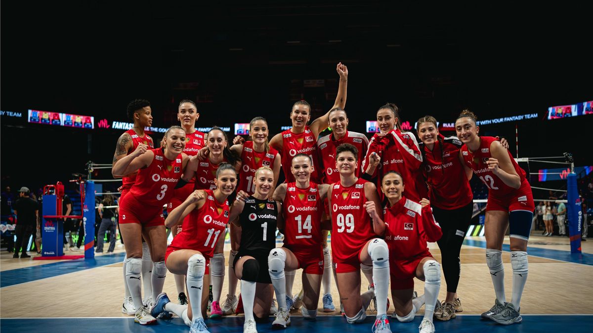 Materiały prasowe / VolleyballWorld / Na zdjęciu: reprezentacja Turcji