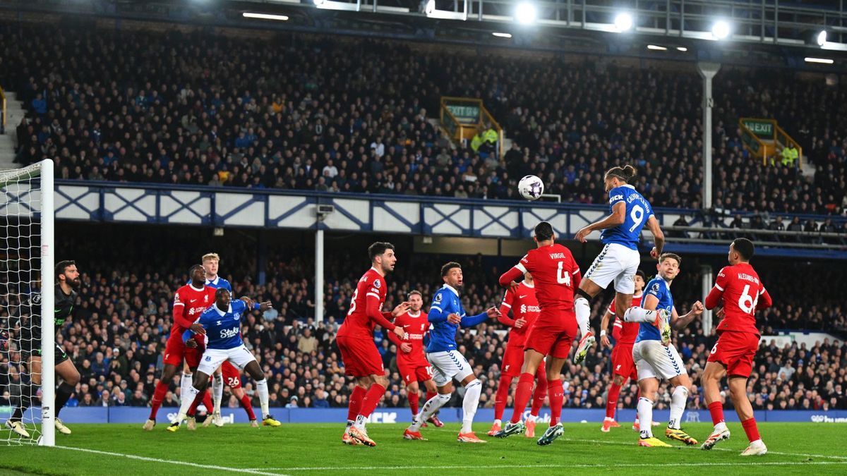 Zdjęcie okładkowe artykułu: Getty Images / Michael Regan / Na zdjęciu: mecz Premier League Everton vs Liverpool