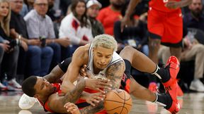 Spurs lepsi od niepokonanych Warriors. Polak blisko double-double