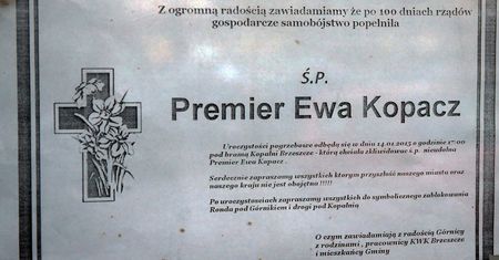 Urządzili pogrzeb premier Ewy Kopacz