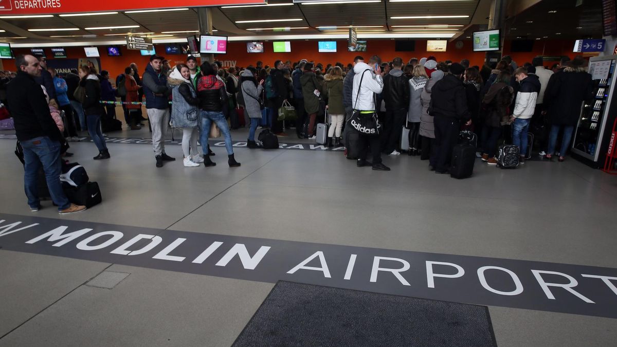 Z Lotniska w Modlinie korzysta m.in. tani Ryanair