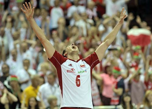 Bartosz Kurek w geście triumfu (foto:FIVB)