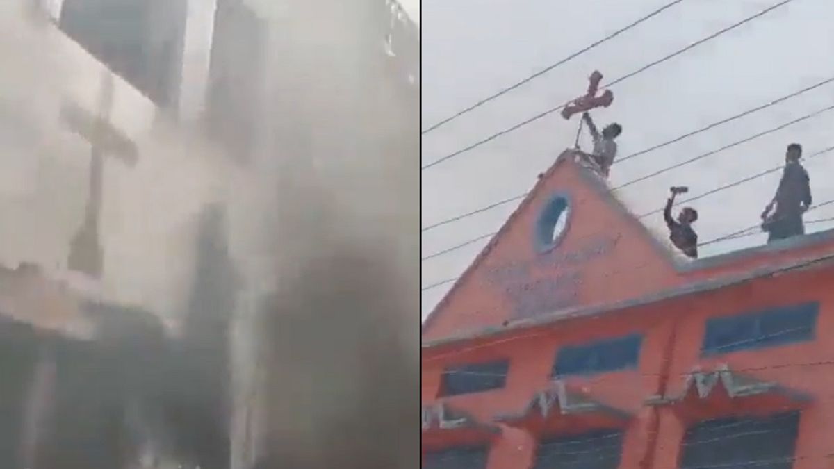 Muzułmanie znisczyli kościoły.